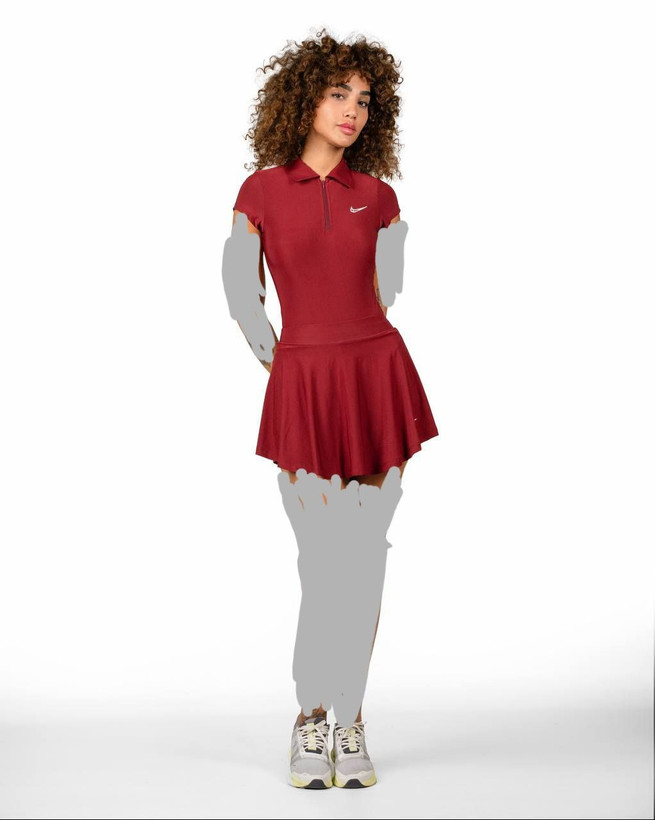 بادی ورزشی نیم زیپ نایکی رنگ سفید با لوگوی سیلیکونی و یقه ایستاده