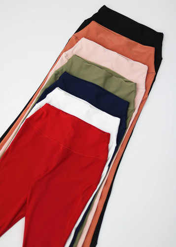 رنگبندی لگ ورزشی زنانه برشدار alo جنس غواصی